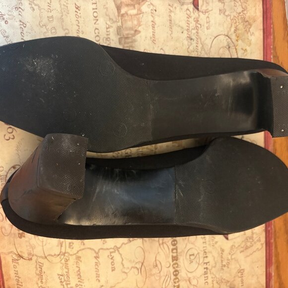 Stuart Weitzman Black Pumps Size 10 - CAD $45 - Picture 4 of 4